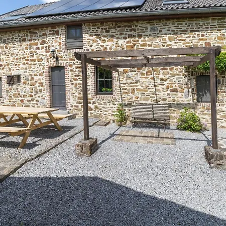 بيت للعطل With Garden *