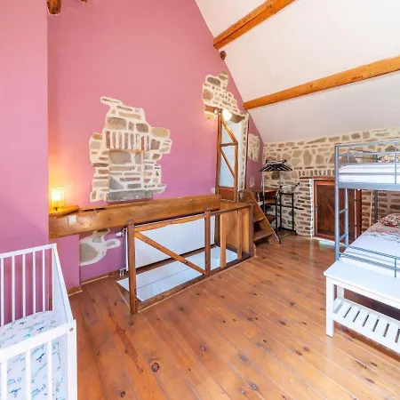 بيت للعطل With Garden *