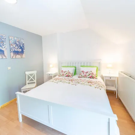 Prázdninový dům With Garden Theux